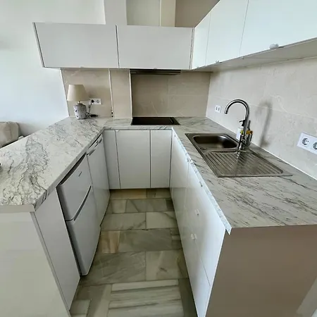 Aguamarina Front Line Málaga